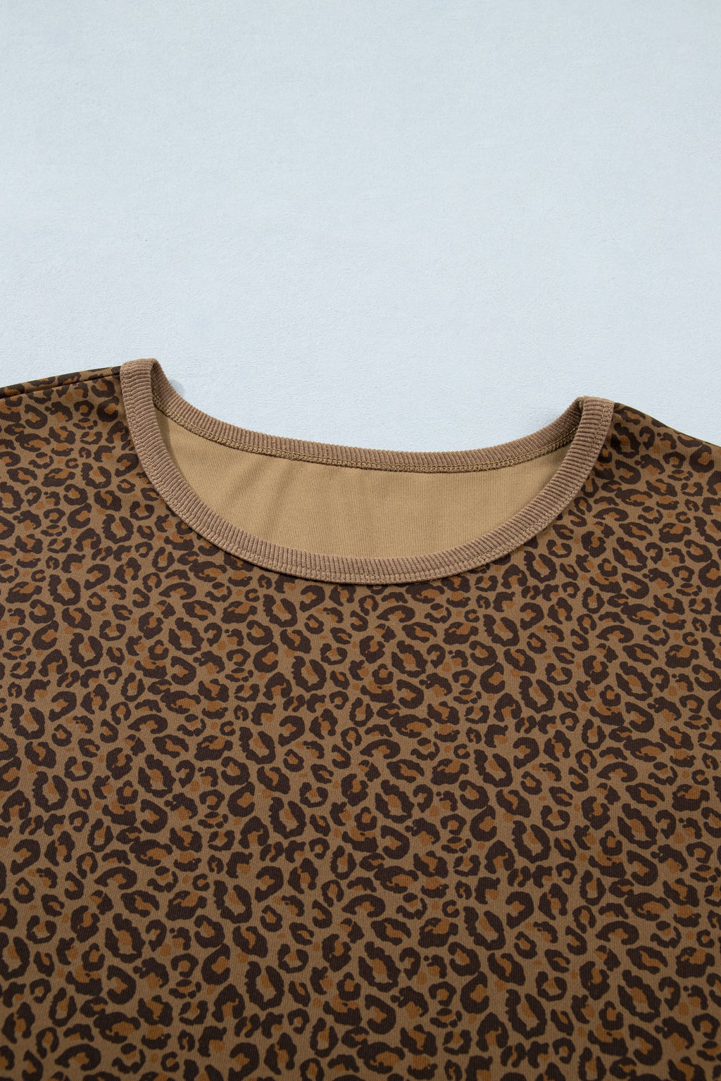 Plus Size Leopard Ribbed Trim Short Sleeve Tee