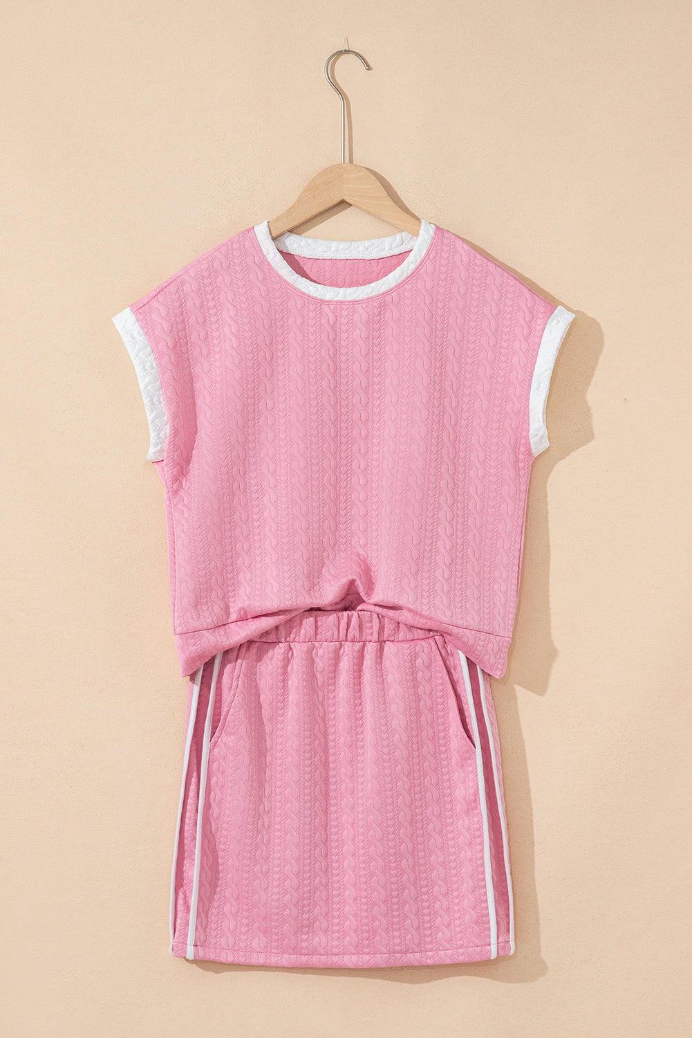 Textured Contrast Trim Crewneck Tee & Pocketed Skirt Set
