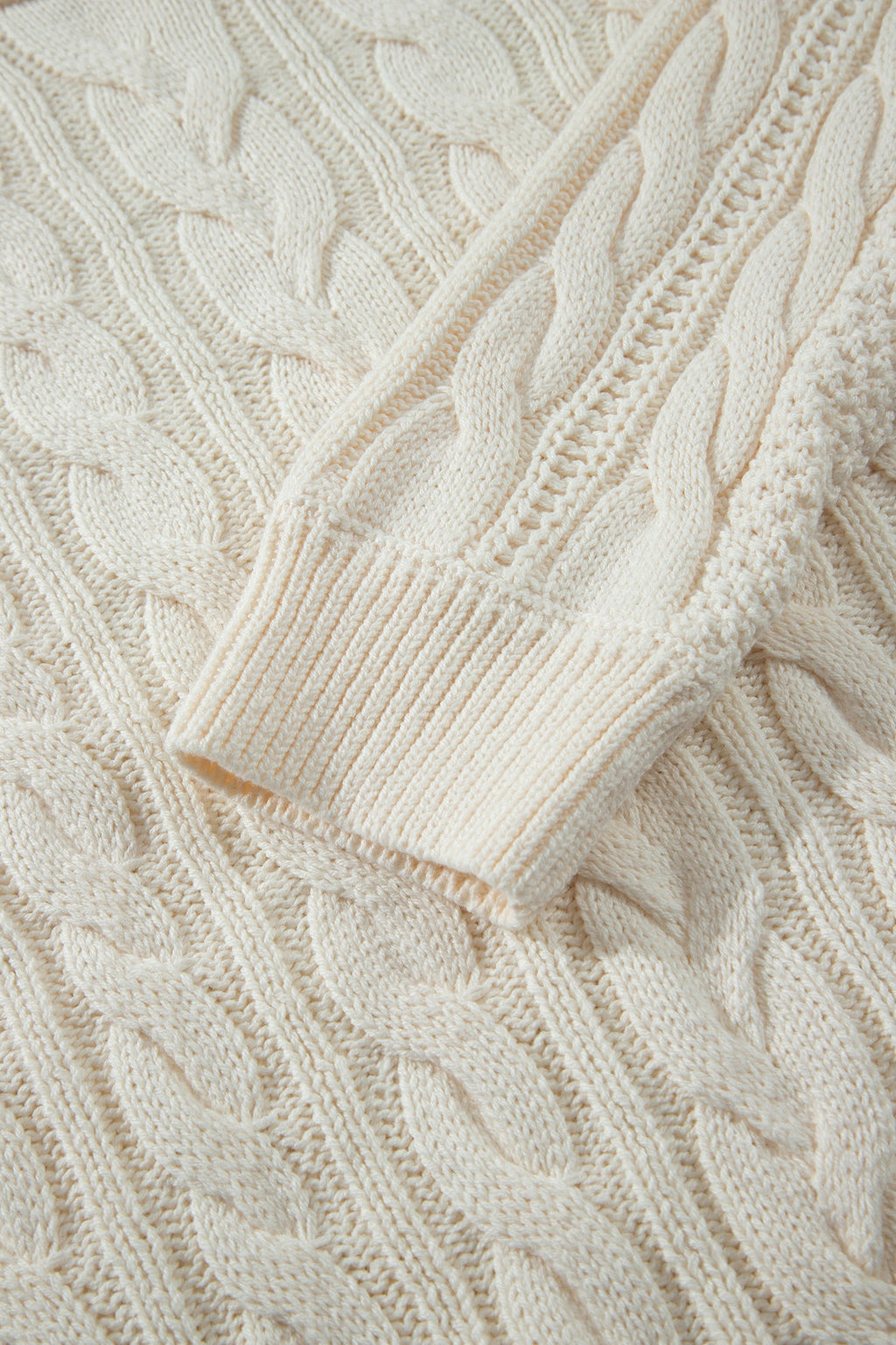 Solid Cable Knit Round Neck Long Sleeve Sweater