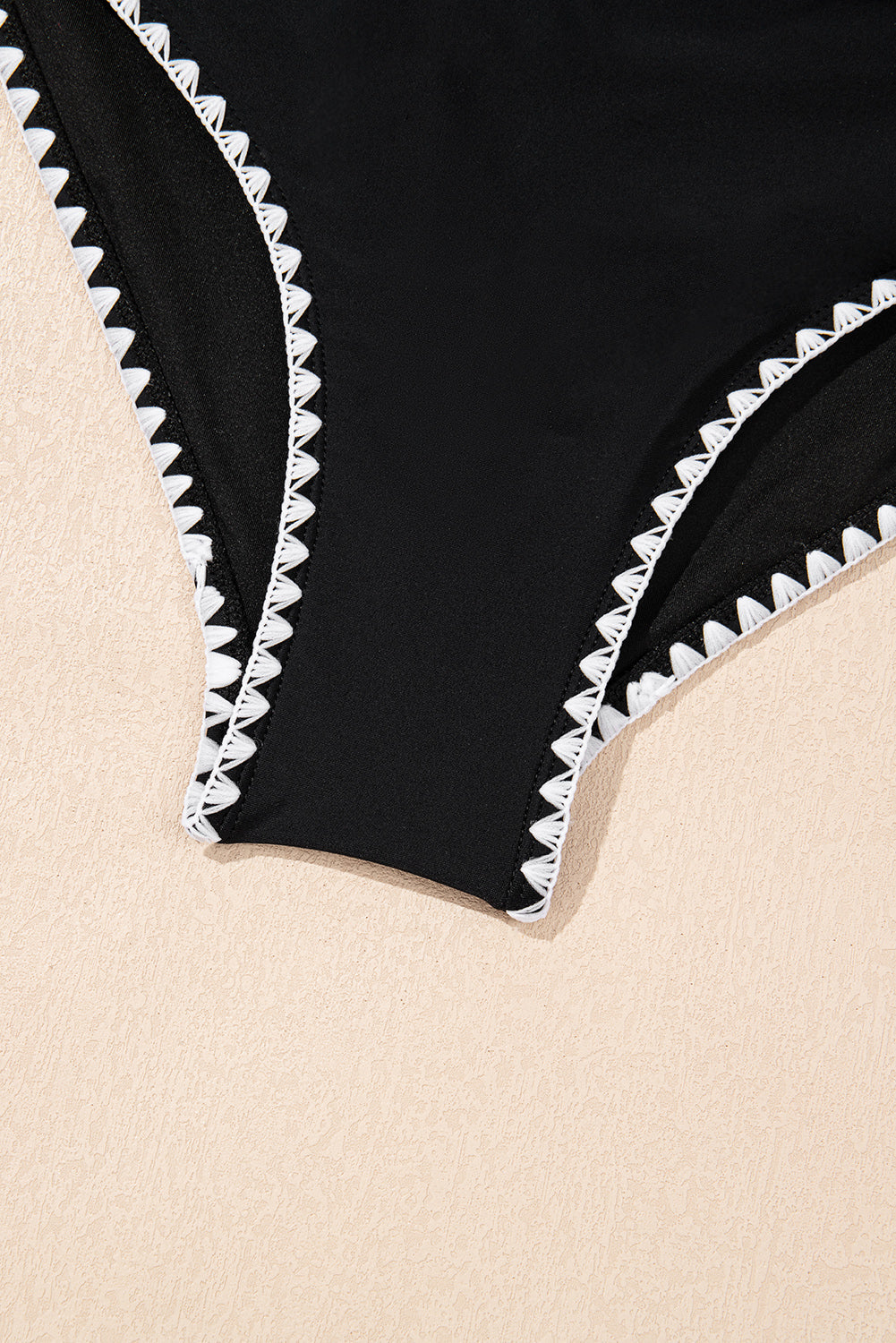 Colorblock Ric-Rac Trim Cutout Swimsuit