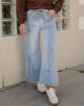 Beau Wide Leg Jeans - Light Wash