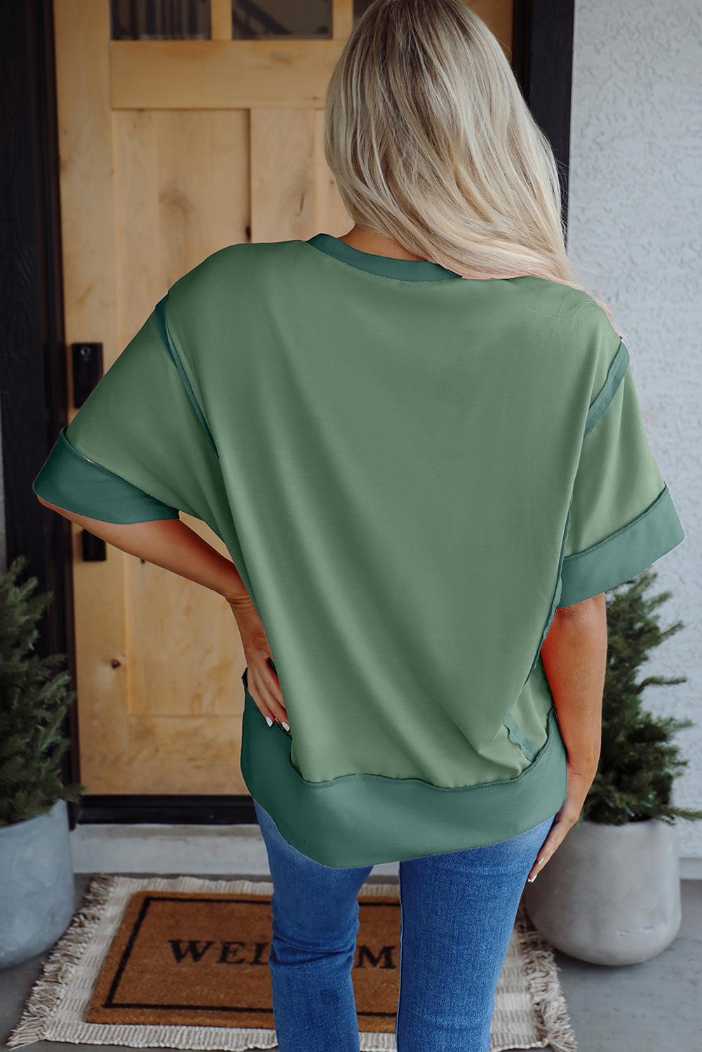 Colorblock 3/4 Sleeve Raw Seam High-Low Top
