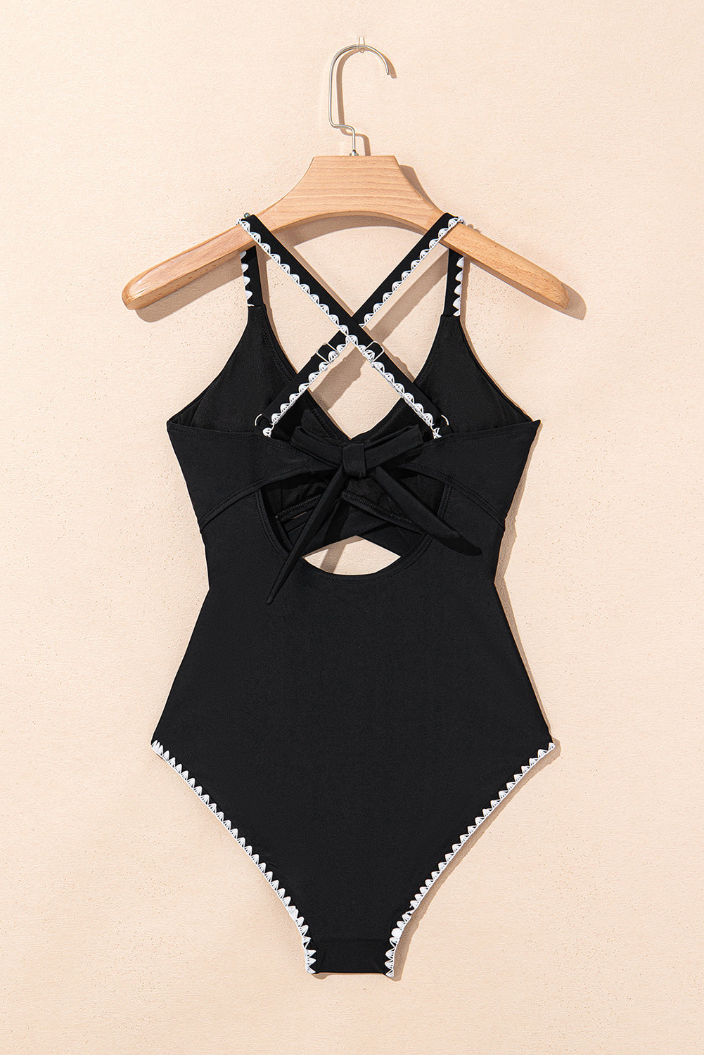 Colorblock Ric-Rac Trim Cutout Swimsuit