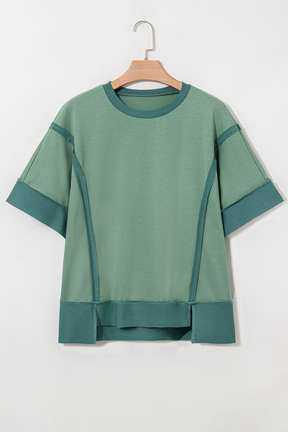 Colorblock 3/4 Sleeve Raw Seam High-Low Top