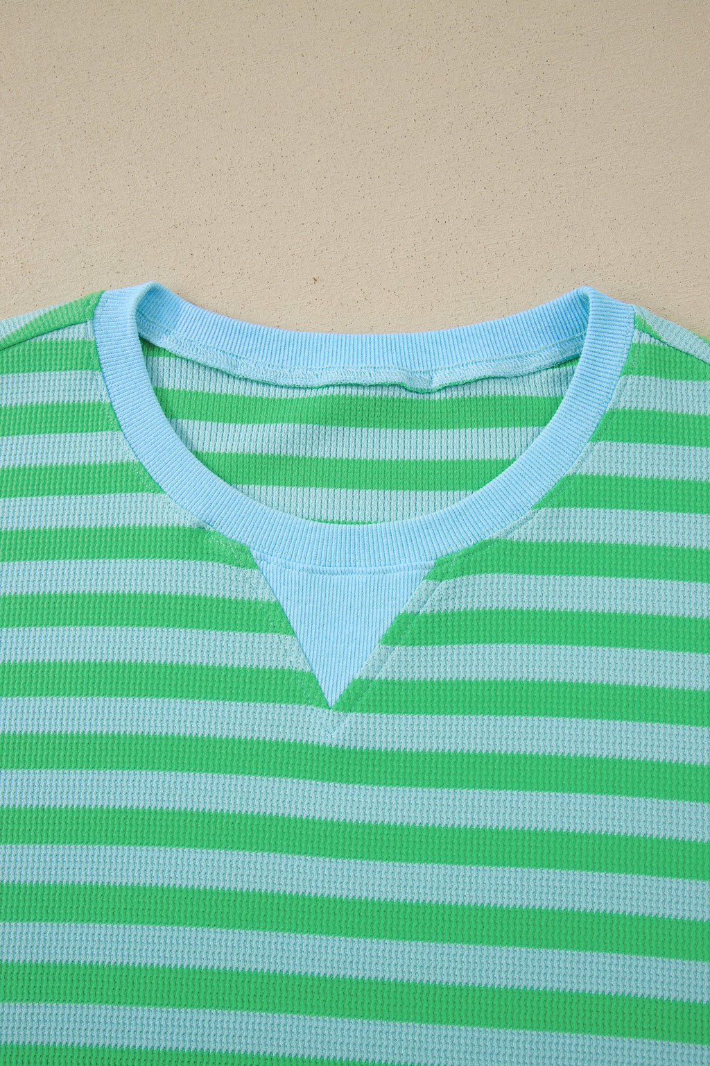 Plus Size Colorblock Stripe Top & Drawstring Shorts Set