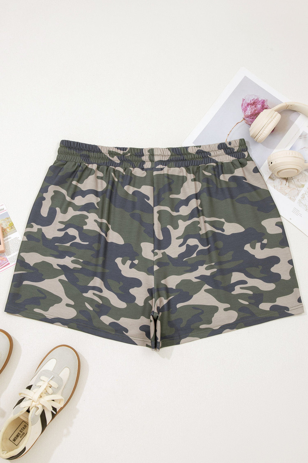 Plus Size Camo Elastic Waist Pocketed Shorts
