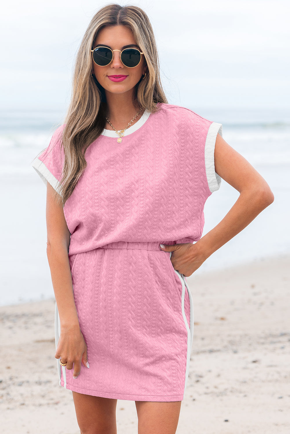 Textured Contrast Trim Crewneck Tee & Pocketed Skirt Set