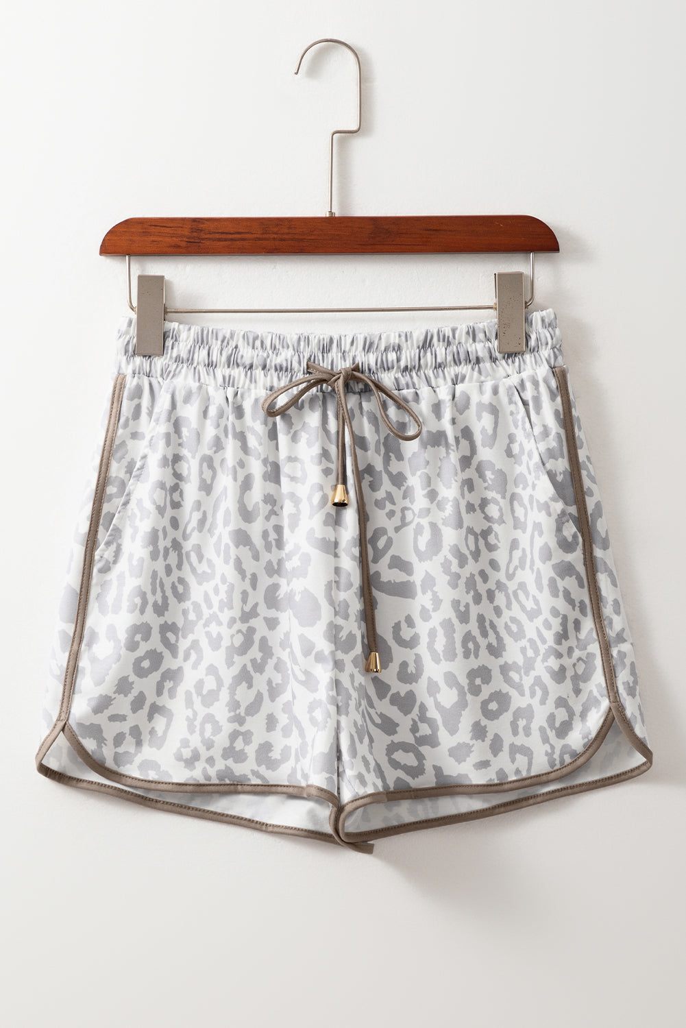 Leopard Contrast Trim Elastic Waist Drawstring Shorts