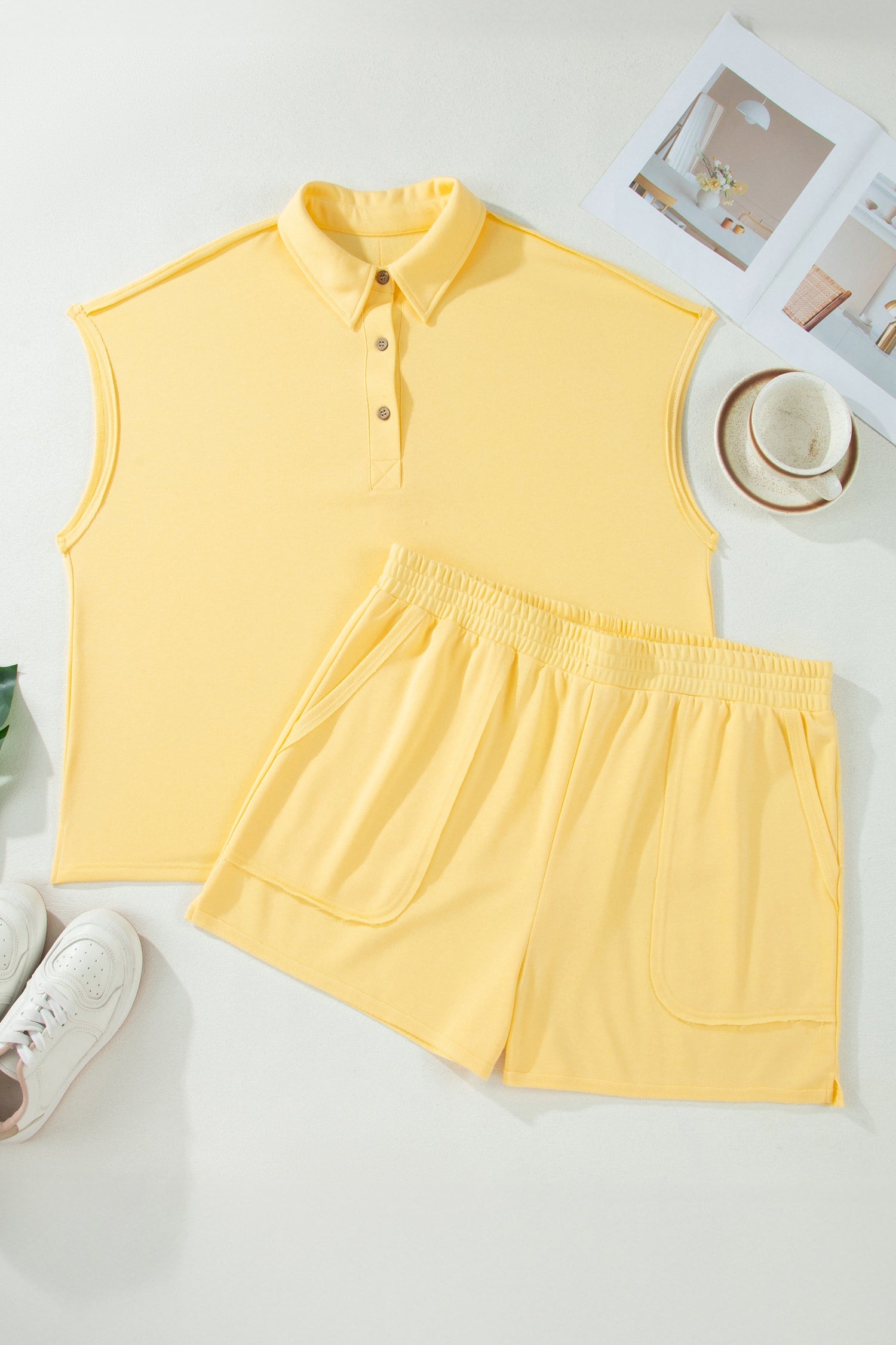 Plus Size Solid Polo Tee & Elastic Waist Shorts